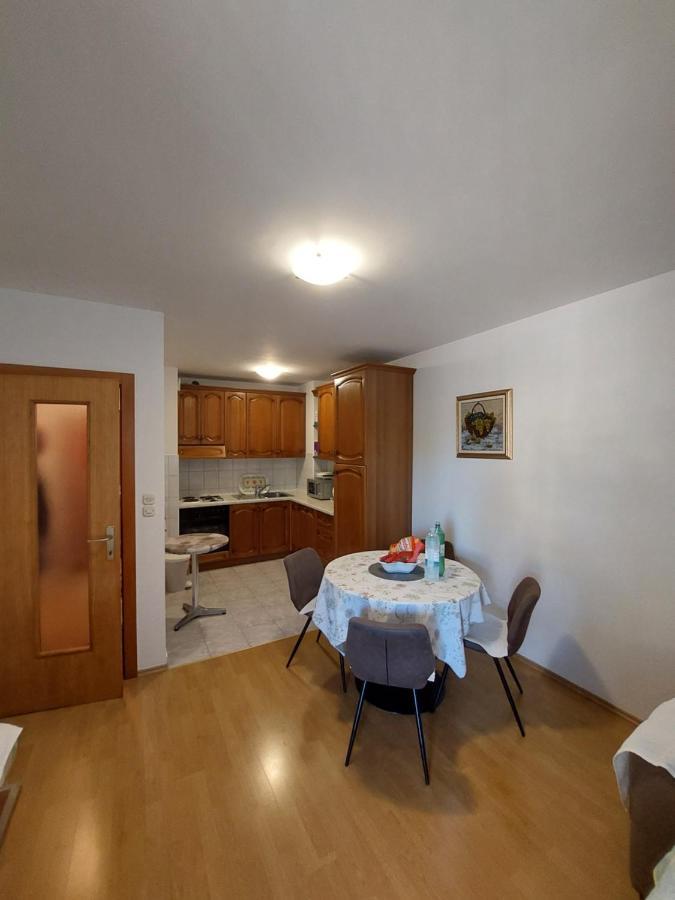 Apartman Mira Makarska Exterior photo